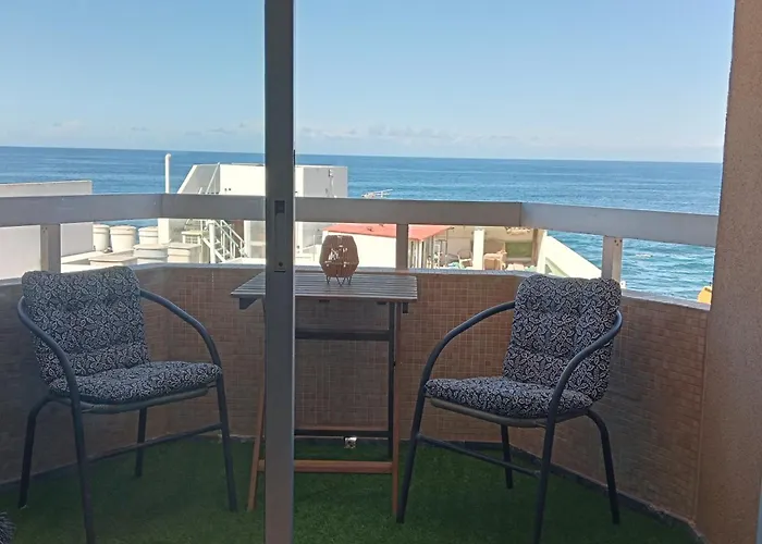 Luas Beachfront House Canteras