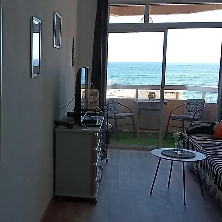 Luas Beachfront House Canteras Appartement